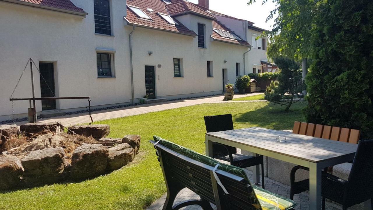 Apartment Im Gruenen Mit Anbindung Ans Zentrum Erfurt Exteriör bild