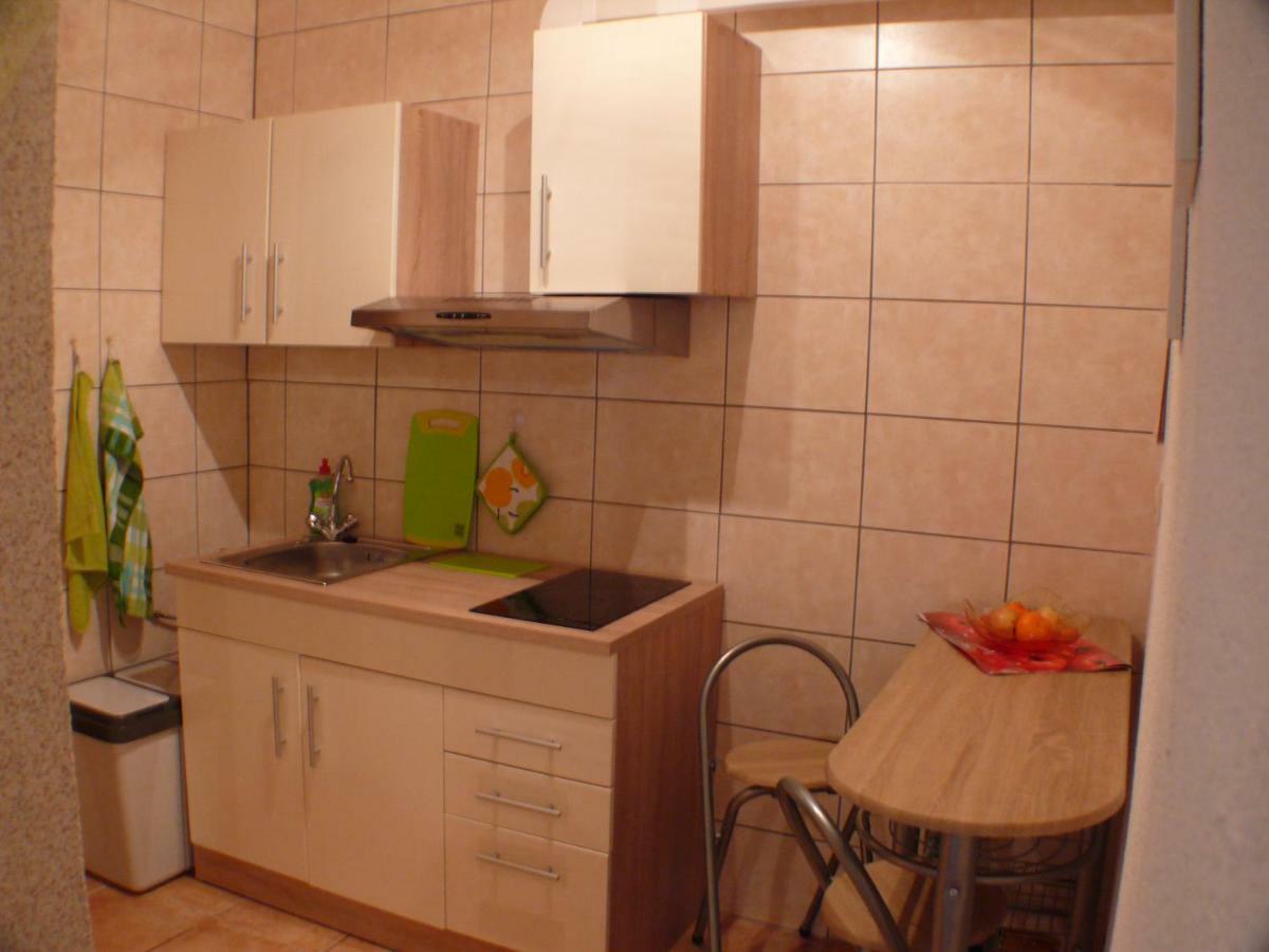 Apartment Im Gruenen Mit Anbindung Ans Zentrum Erfurt Exteriör bild